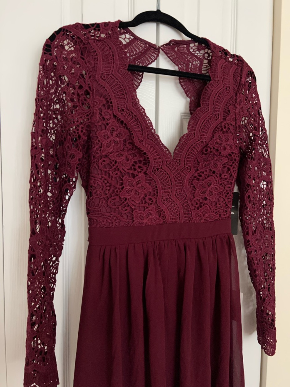 Lulu's Awaken My Love Lace V-Neck Long Sleeve Chiffon Maxi Dress